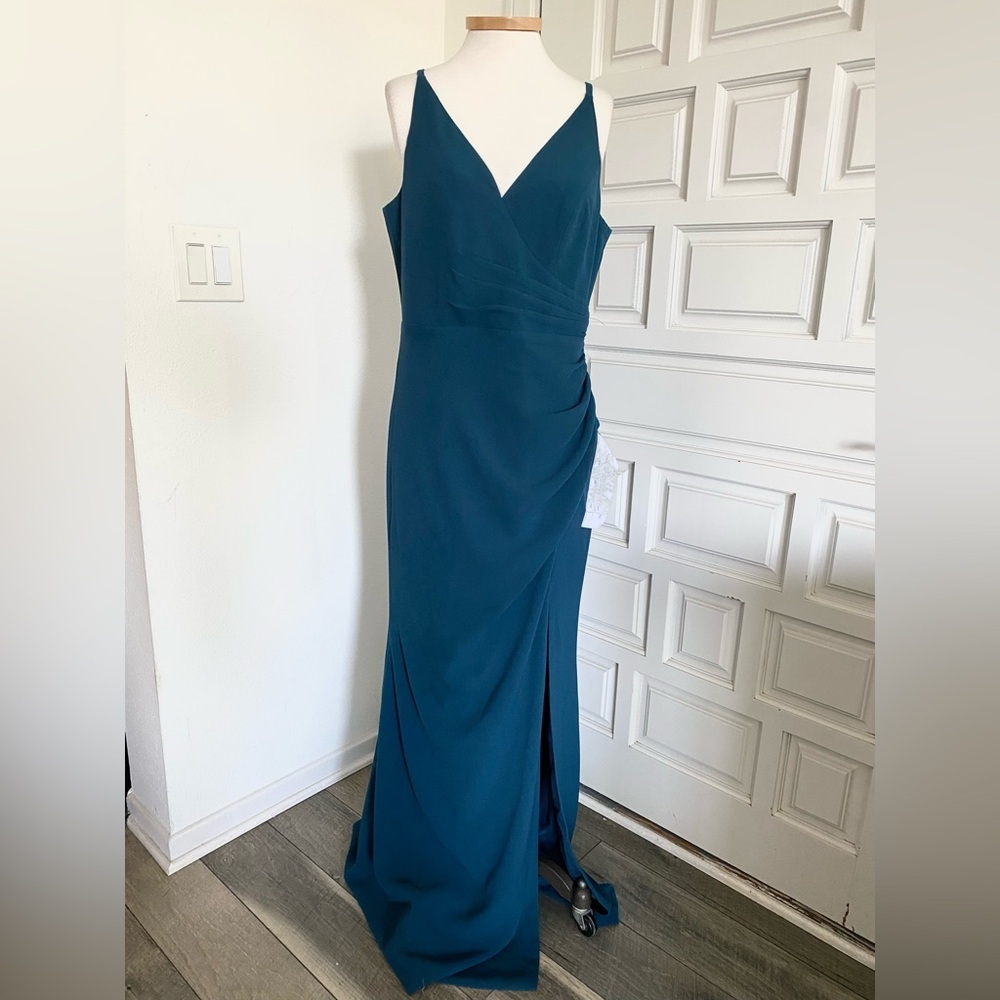 NWT Dress the Population Jordan Gown Peacock Teal Blue Dress Formal Size XL